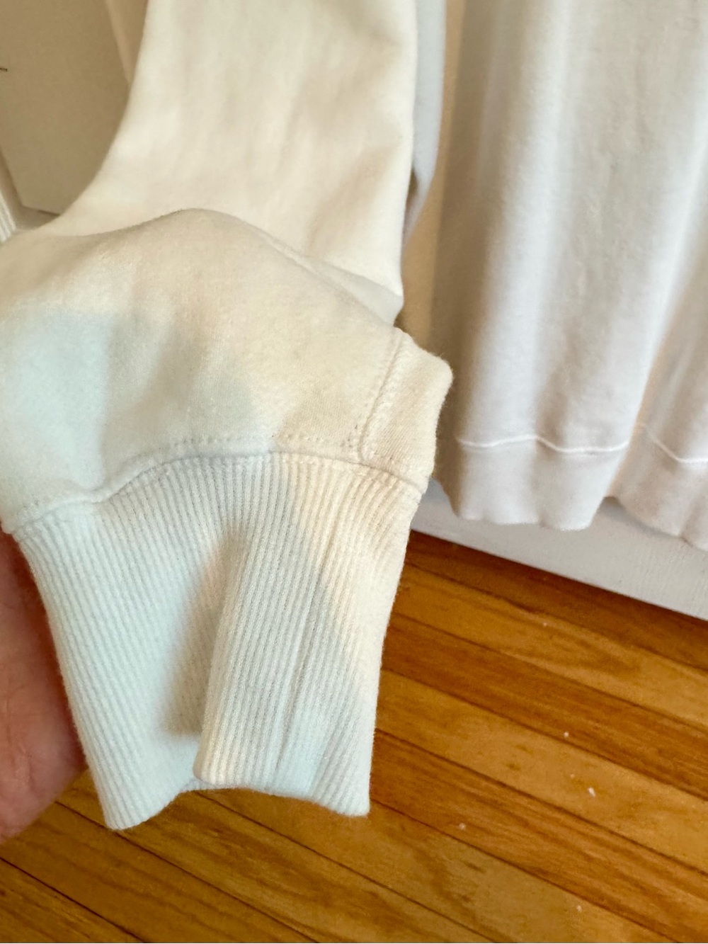 Women’s Vineyard VinesWhite Half-Zip - Picture 4 of 7
